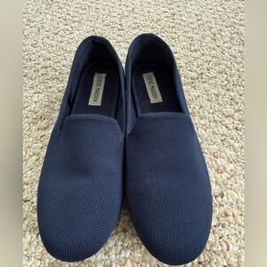 Steve Madden womens navy loafers Sabin 7.5
